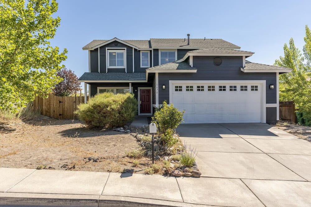 Northwest Reno House | 3x2.5 Home with Spectacular Valley Views, pet friendly.
