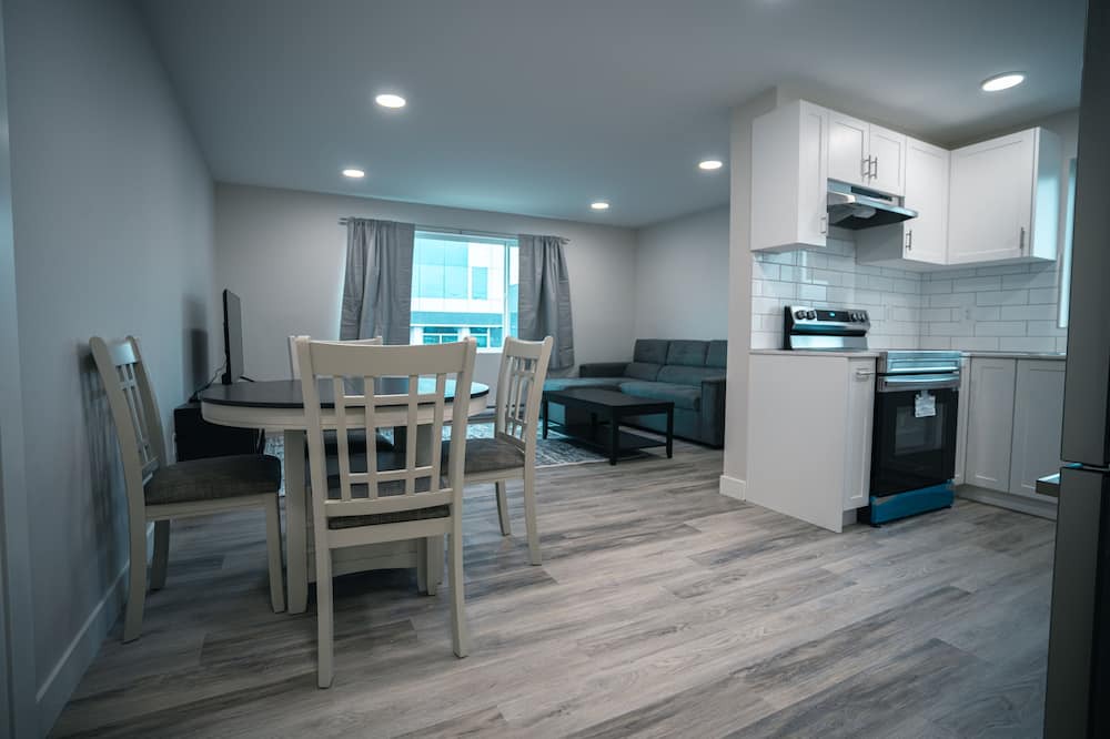 Prince George Condo | Modern apartment suite downtown