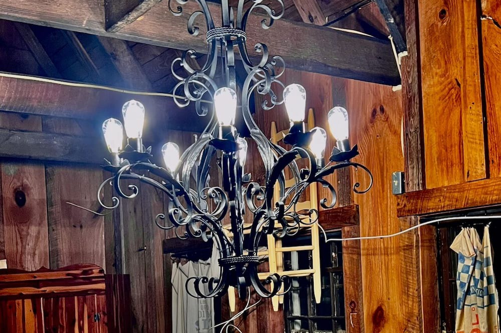 Gallion Cabin | Waterfront secluded cabin on Black Warrior river.