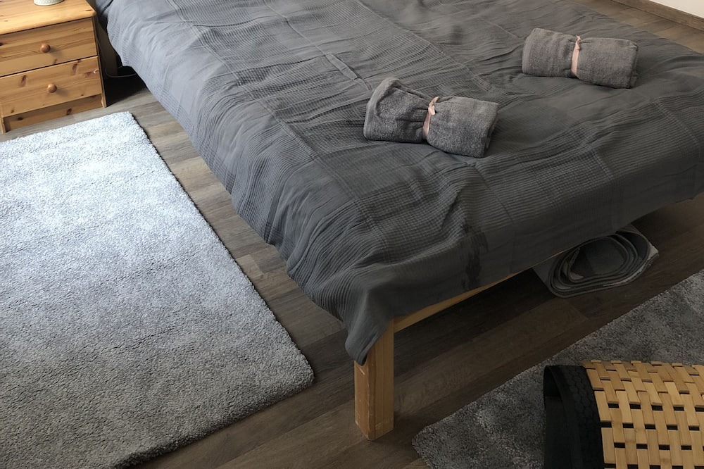 Krisztinavaros Apartment | Watertown Apartment