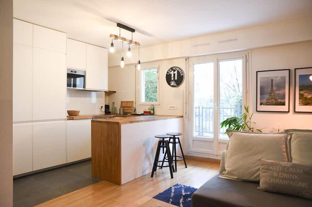 Levallois-Perret Apartment | Well-located love nest in Levallois-Perret