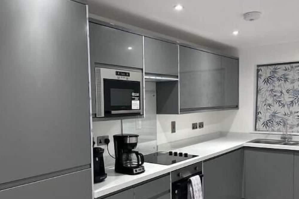 Eccles Apartment | The Manse - FLAT 5