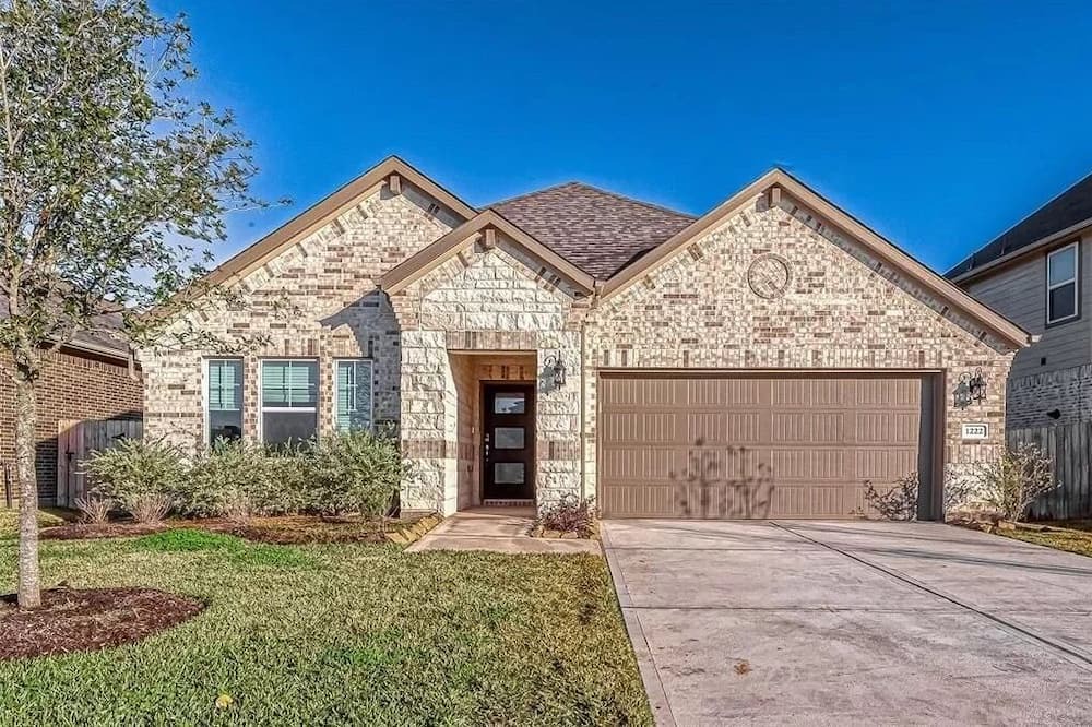 Richmond House | Modern Serenity: Spacious 4BD 3BA Home in Richmond, TX