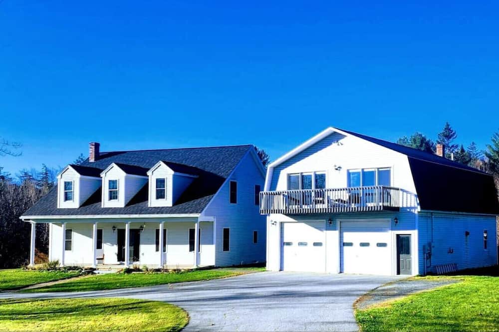 Hinckley House | Angel Mist Retreat Entire Place