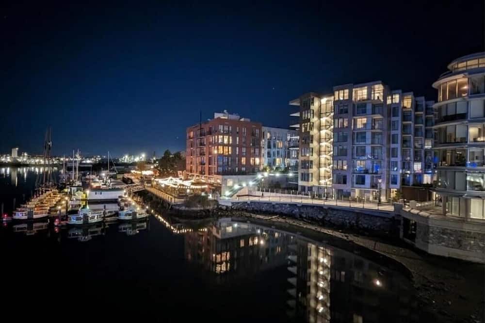 Inner Harbour Condo | Stylish One Bedroom Retreat, Downtown Victoria, Fitness Room, Incredible Location!