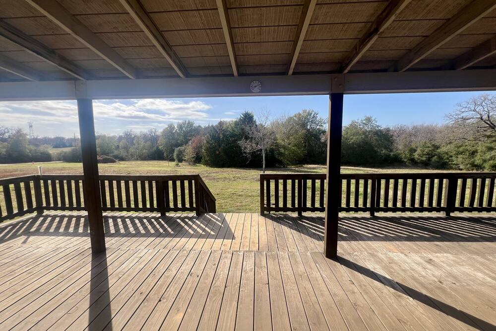 Lee County House | Nice Cozy 3/2 Home w/serene country atmosphere! Minutes to town!