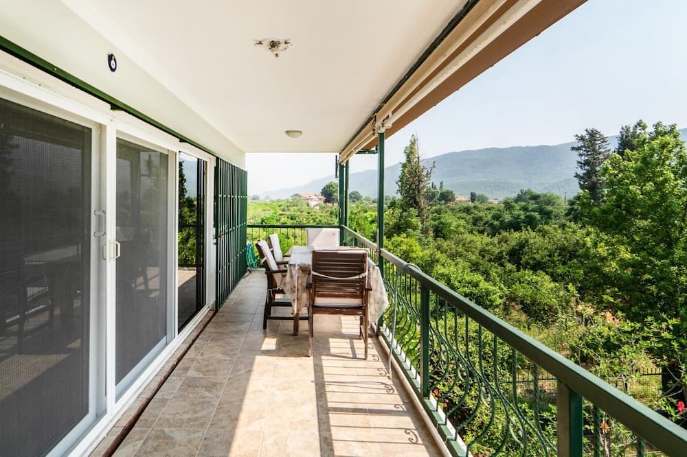 Koycegiz Villa | Duplex Villa w Pool, Garden, and BBQ in Koycegiz
