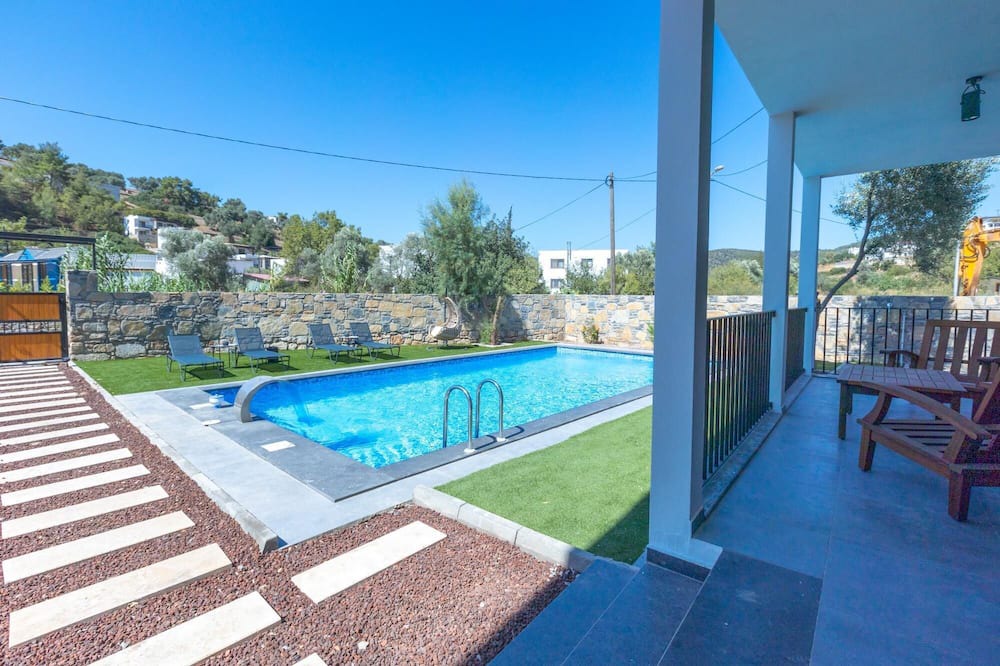 Yaliciftlik Apartment | Bodrum Bliss: Stunning Villa with Private Pool
