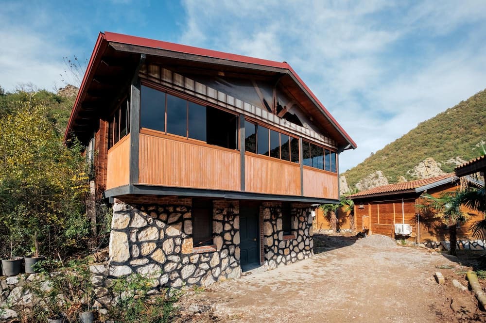 Altinova Villa | Serene Villa w Pool and Garden in Nature