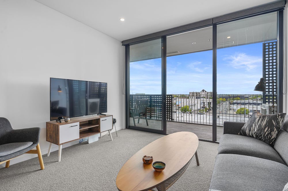 Sydenham House | Urban Vista - Christchurch Holiday Home