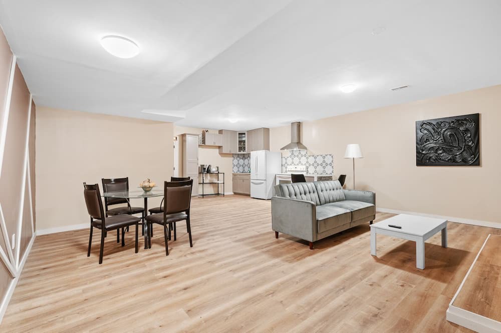 West Grey House | Markdale Farmhouse Retreat Lower 2 Bed