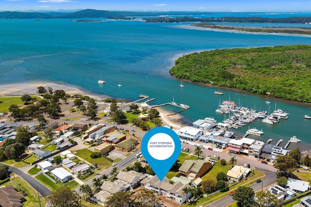 Lemon Tree Passage House | Genoa - Located within walking distance to the water.