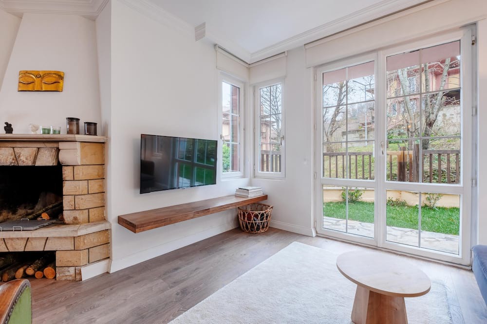 Sapanca Villa | Villa with Spacious Garden in Sapanca