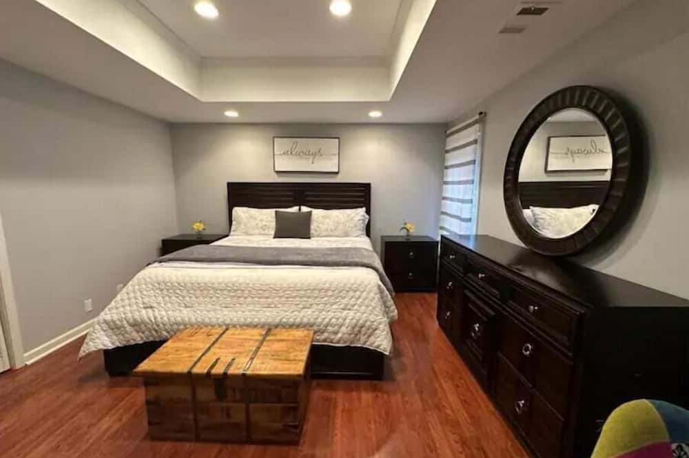 Johns Creek Apartment | Cozy basement in Alpharetta
