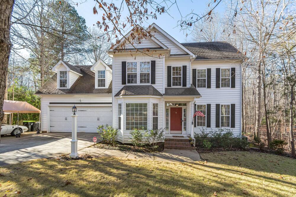 Kipling House | Spacious Holly Springs Home w/ Hot Tub & Fire Pit!