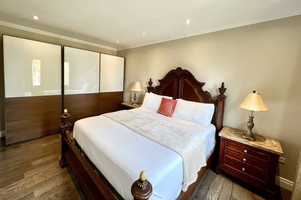 Port of Spain Apartment | Pandora Luxury Home In POS: King Guest Room