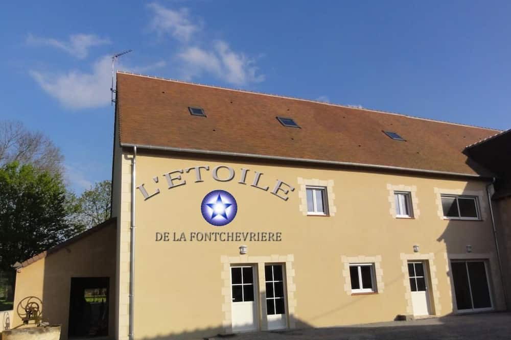 Neuvy-Saint-Sepulchre Bed & Breakfast | Guestroom Neuvy-Saint-Sépulchre, studio flat, 2 persons