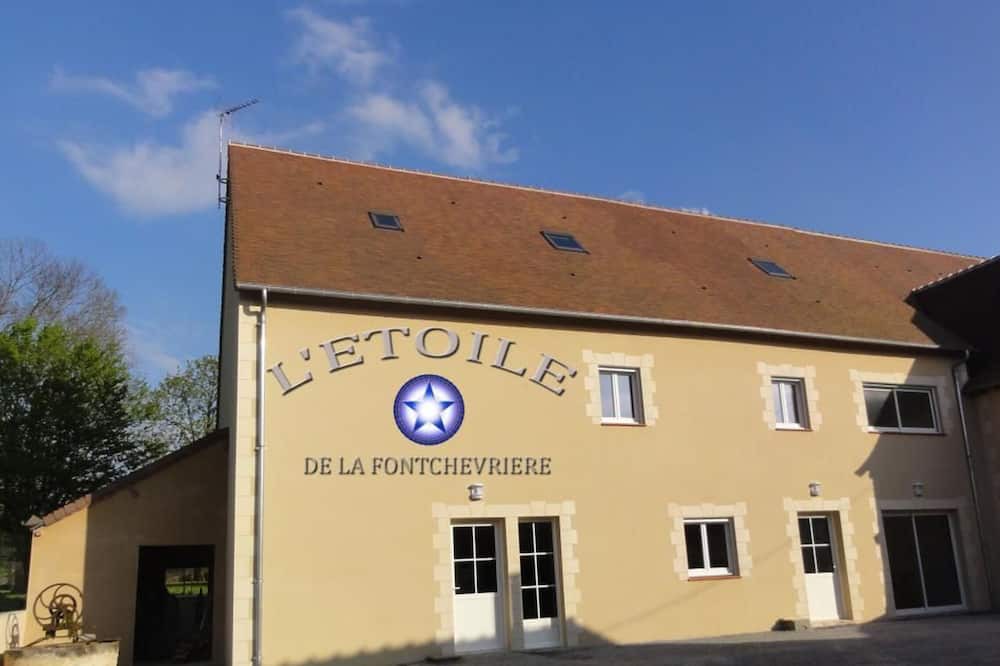 Neuvy-Saint-Sepulchre Bed & Breakfast | Guestroom Neuvy-Saint-Sépulchre, studio flat, 2 persons
