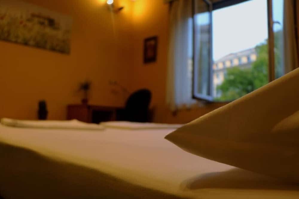 Sarajevska Apartment | White City Soul