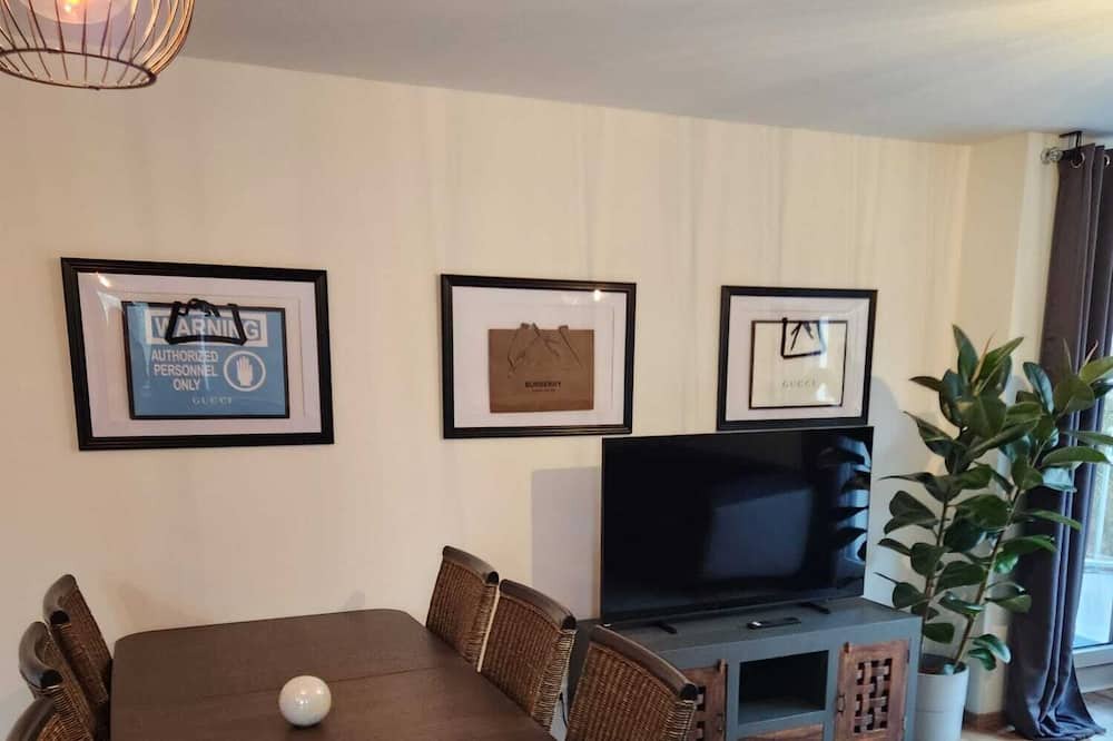 Schonebeck Apartment | The Ferienwohnung