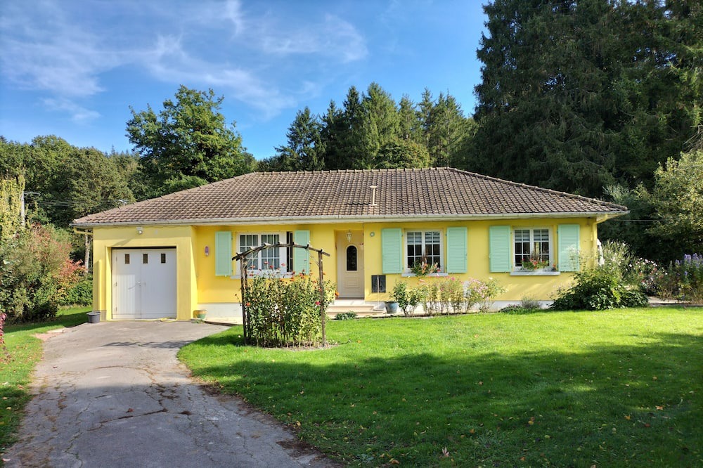 Futeau House | Maison Individuel 2 Chambres Avec Linge de lit