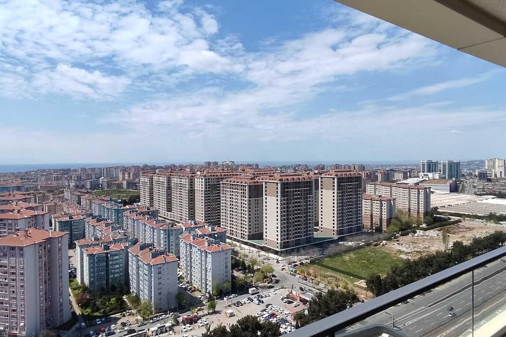 Beylikduzu Apartment | شقتنا تبعد دقيقة عن المتروبوس و 5 دقائق عن مول مرمرة بارك و بحيرة بيوك شكمجة