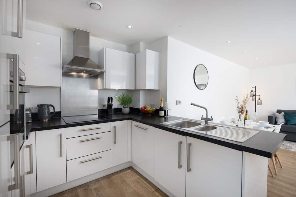 Nightingale Apartment | Contemporary 2-Bedroom Apart near Balham