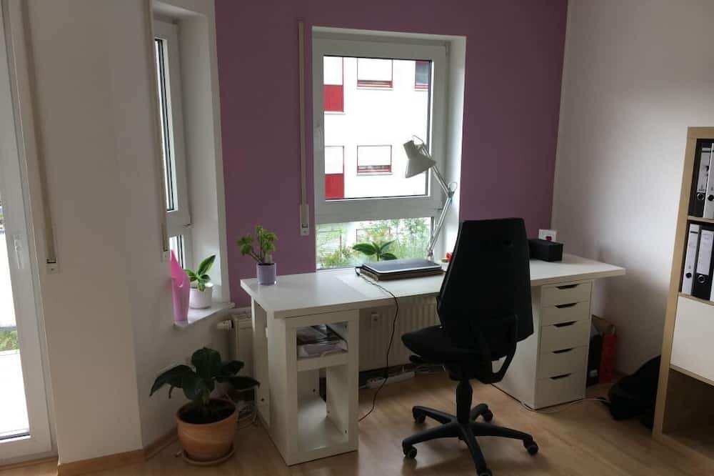 Universitat Apartment | Schöne, helle 2-Zimmer Wohnung mit Balkon und TG-Stellplatz in Tübingen