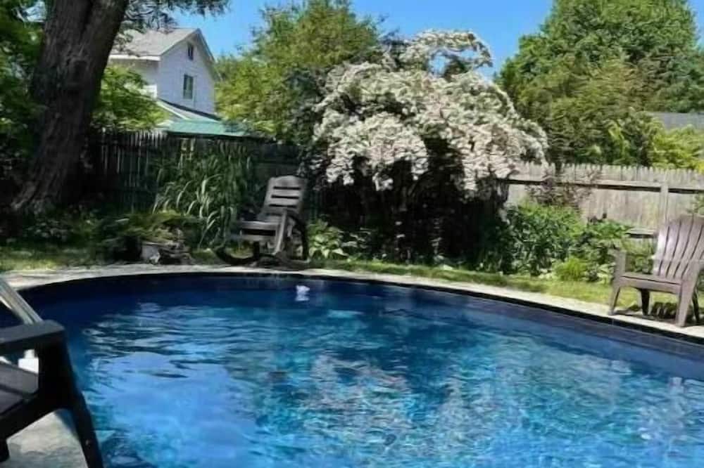 Claverack-Red Mills Cottage | Welcome to the Blue Cottage