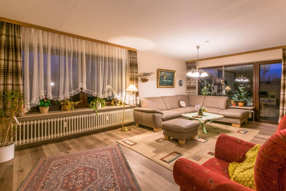 Hohenfelde Apartment | "Am Fireplace" on the Baltic Sea beach