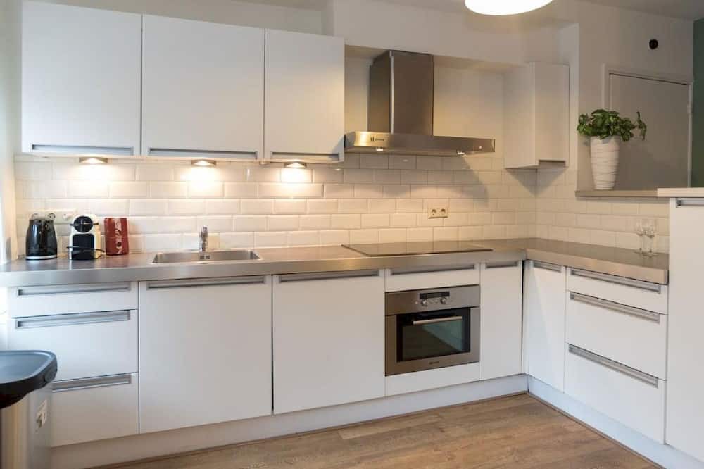 Canal Ring Apartment | 2 Bedrooms Apartment 1017