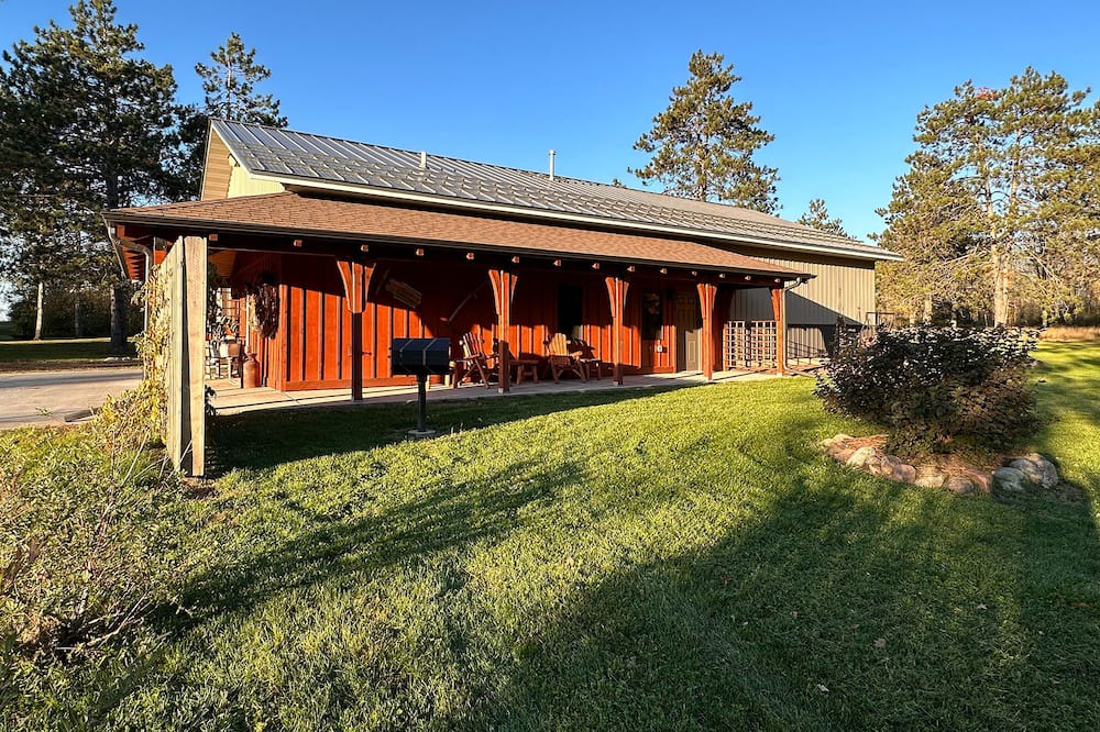 Ladysmith House | The BunkHouse, a Northwoods Escape
