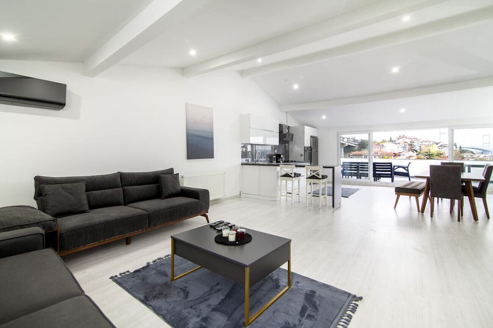 Besiktas Villa | Sleek House with a Lovely Terrace in Besiktas