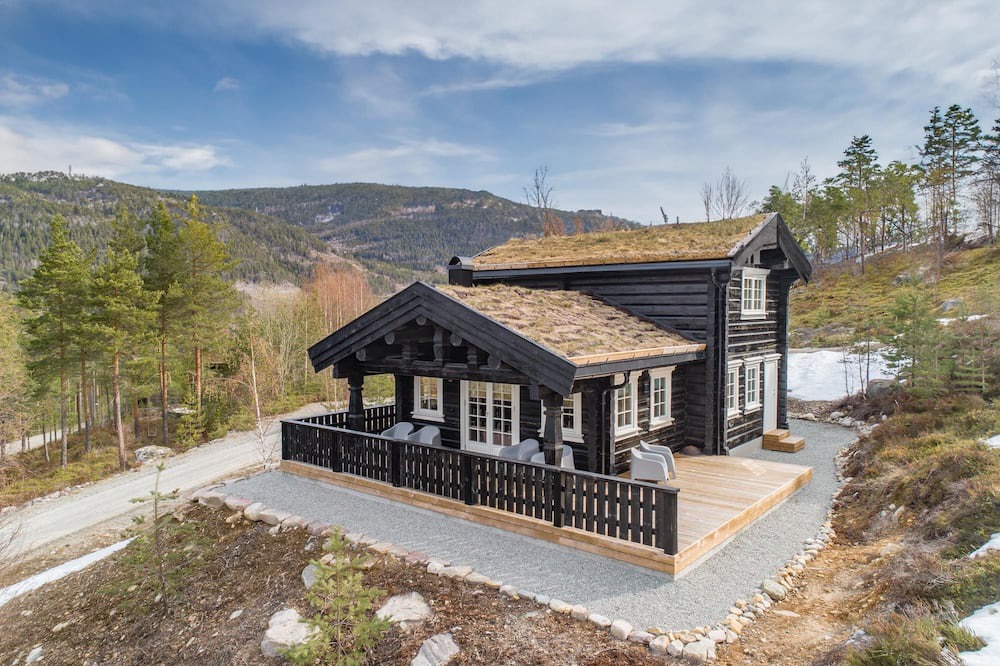Kviteseid House | Holiday home Tuva Hytte in Vråliosen