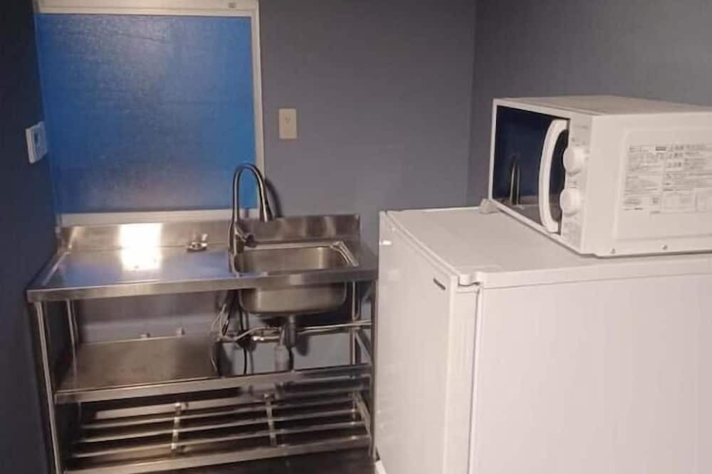 Komae Cottage | Budget Stay for 4 in Tokyo