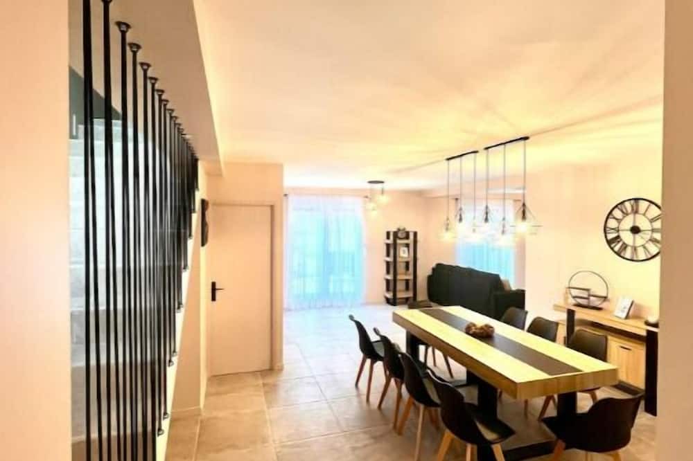 Champigny-sur-Marne House | ''maison''