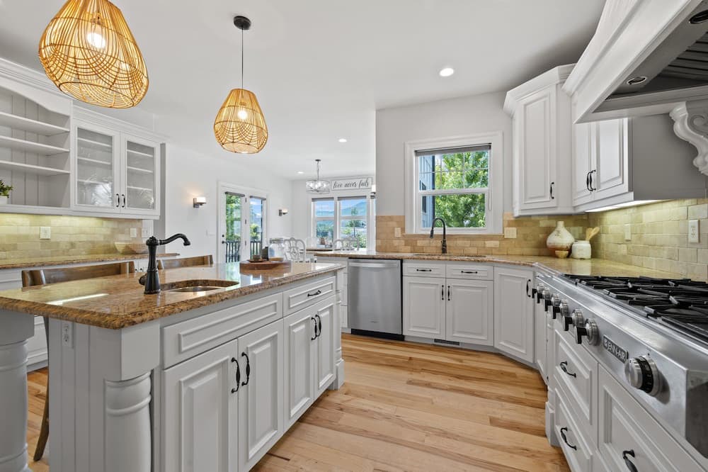 Midway House | Big home close to Park City, Sundance skiing, mountain biking, trails and lakes.