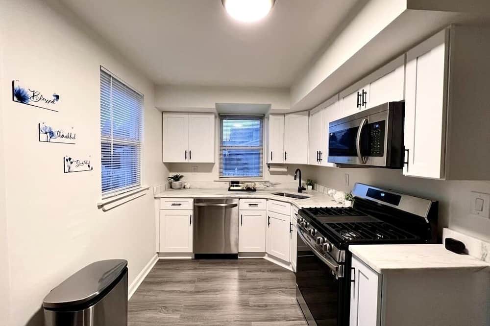 Bethlehem House | Beautiful 3 Bedroom Home in the Heart of Bethlehem