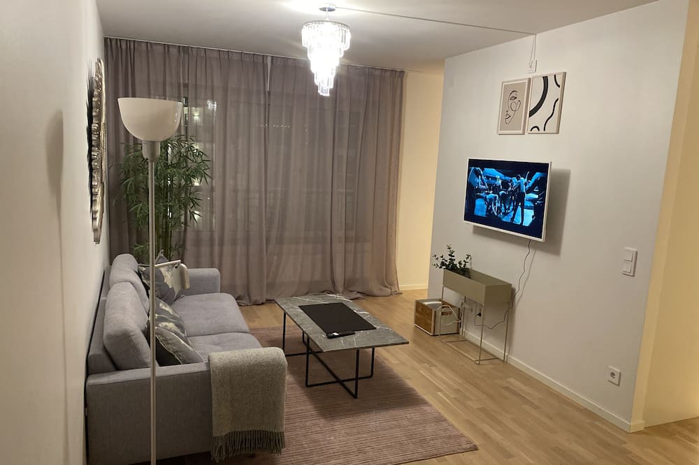 Solna Apartment | Mysigt Lägenheten Nära Stan