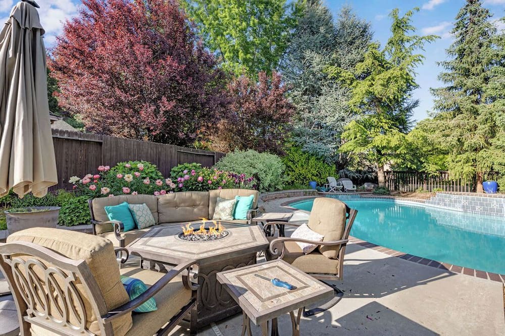 Eagle House | Spacious Eagle Home with Hot Tub