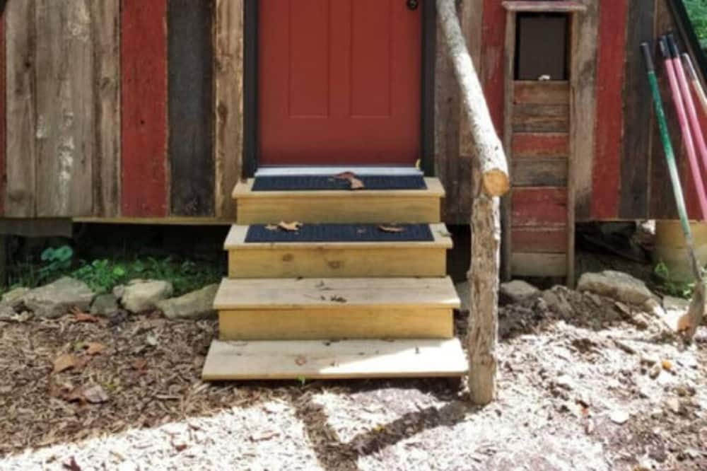 Means Cabin | Glamping Unit #2 - Punkin Hollow Resort