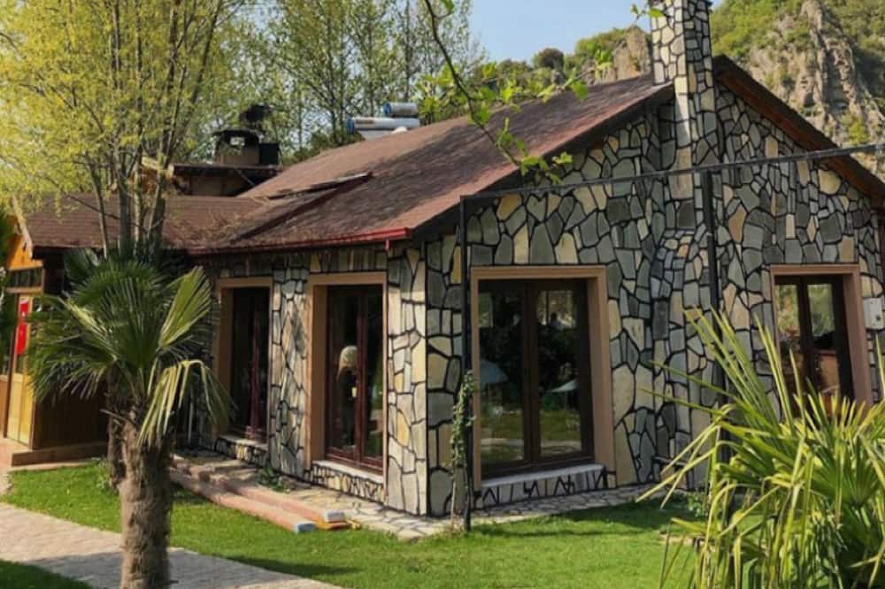 Altinova House | Perfect Bungalow w Garden and Pool in Nature