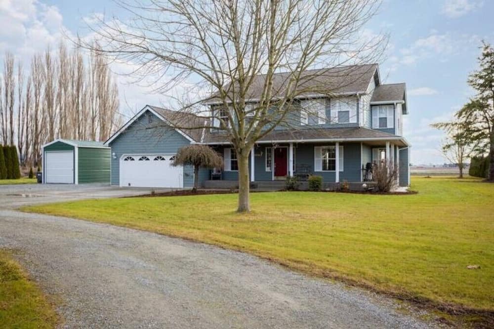 Mount Vernon House | Tulip County Home