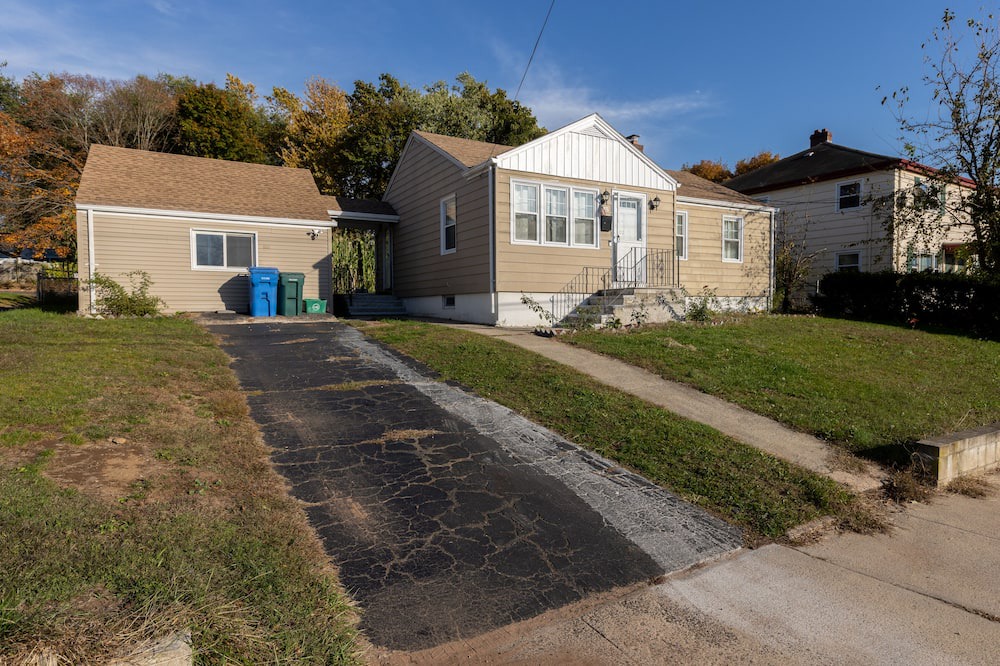 New Haven House | Shared Rooms Near Yale Gaming Room