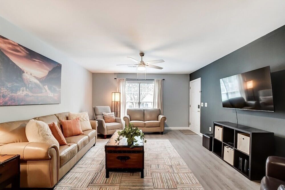 Wingate Apartment | Walking distance to Wingate University! Book today