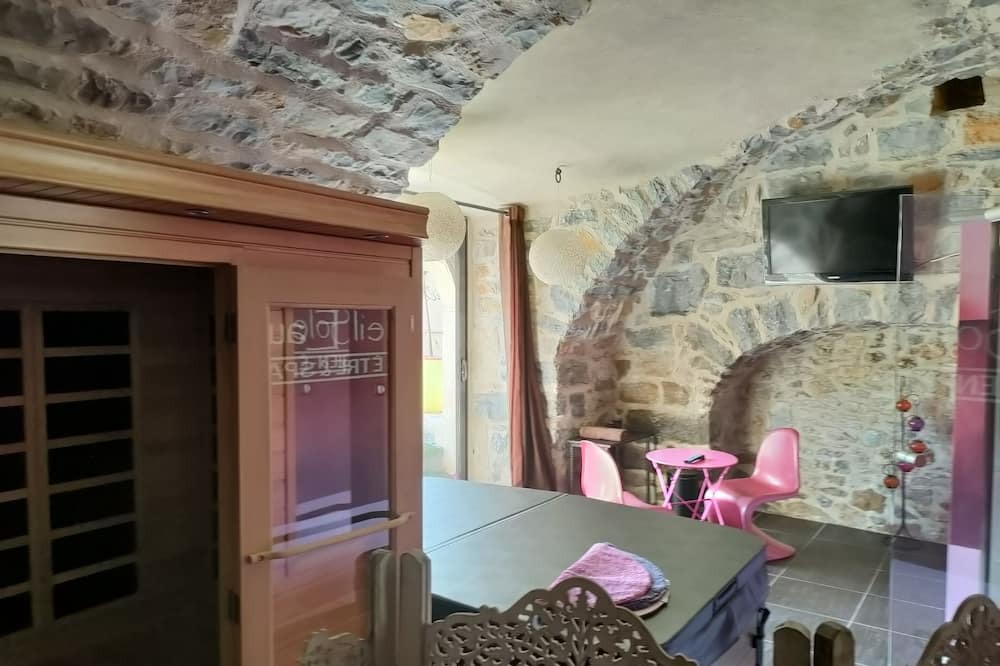 Mostuejouls Apartment | Gorge du Tarn Millau Gite Prestige Soleileau spa Sauna Hammam