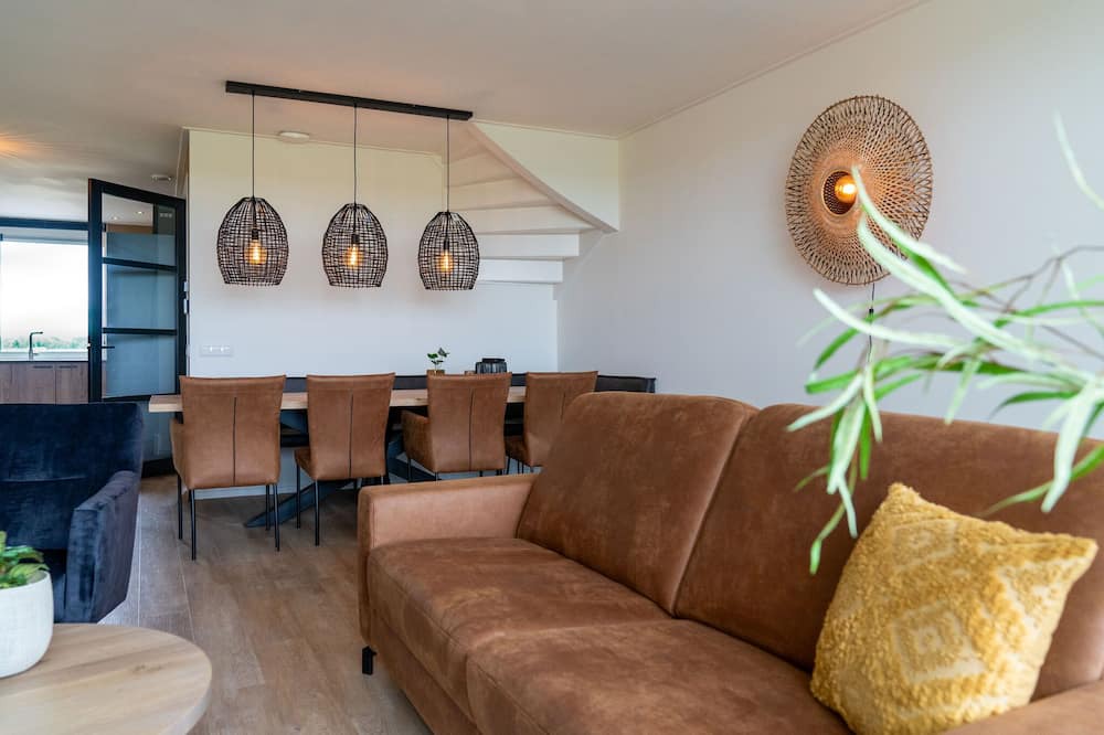 Leons House | 20-person group home in the heart of Friesland