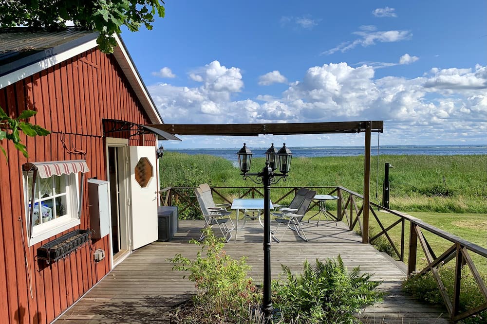Vreta Kloster Cottage | Flemma Gård By the lake
