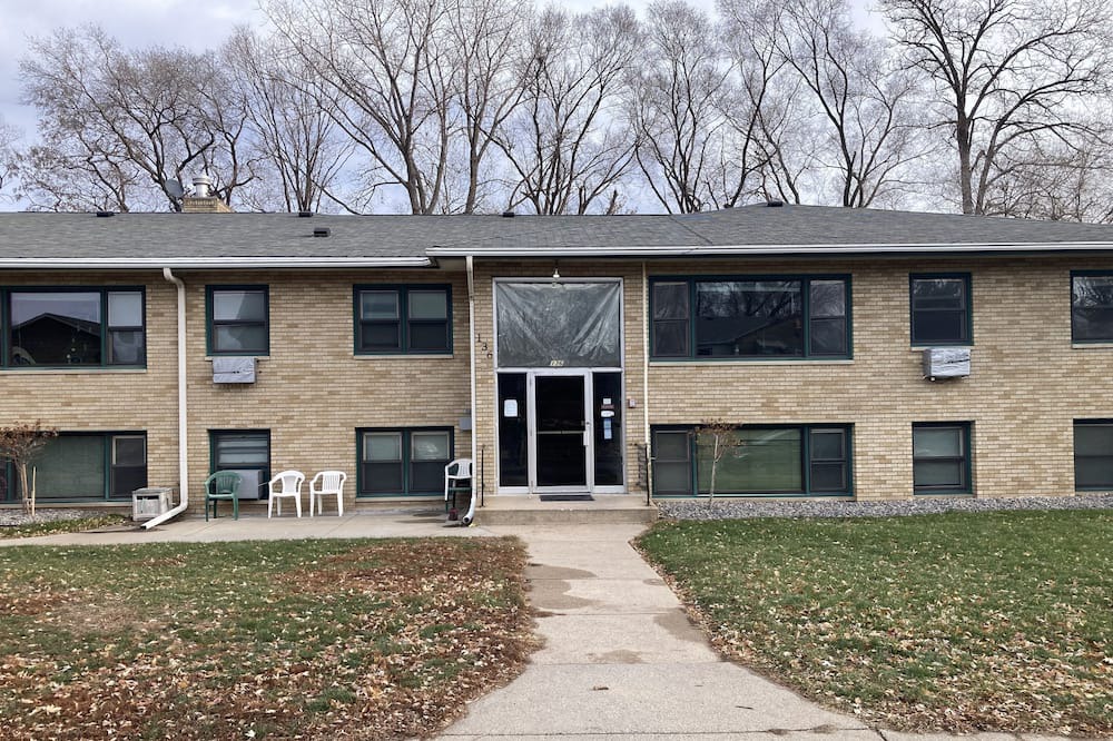 South St. Paul Apartment | A place to refresh