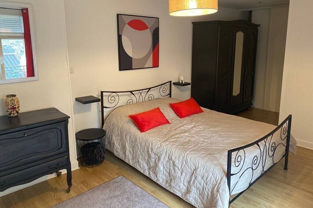 Dernier Sou Apartment | Le Ptit Angela Conciergerie Leroy